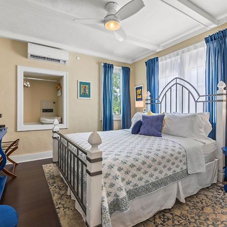 The Kenwood Gables Bed & Breakfast Sankt Petersburg Exterior foto