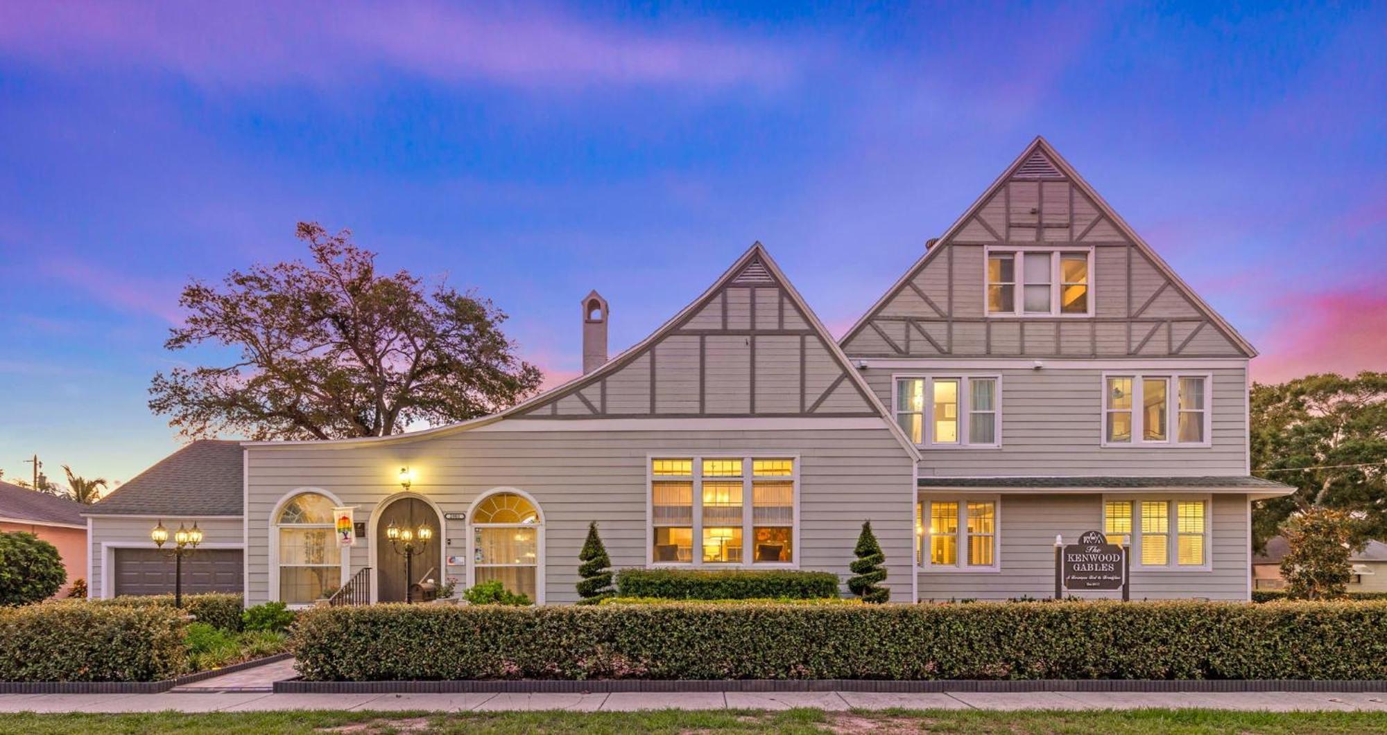 The Kenwood Gables Bed & Breakfast Sankt Petersburg Exterior foto